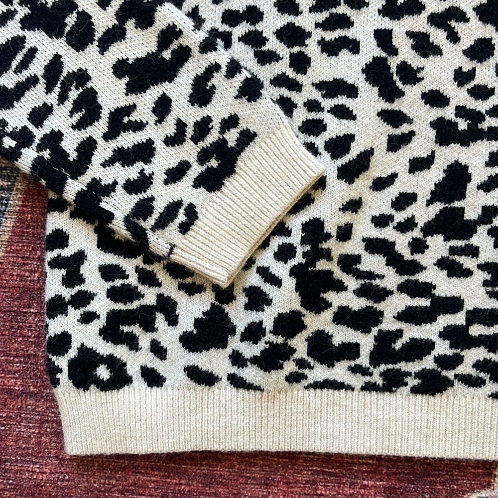 RACHEL PARCELL Crewneck Leopard Print Knit NWT Size Medium - Picture 3 of 13